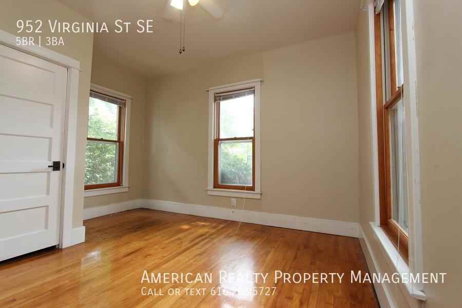 952 Virginia St Se - Photo 7 of 15