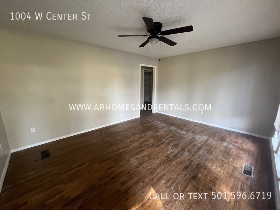 1004 W Center St - Photo 3 of 19