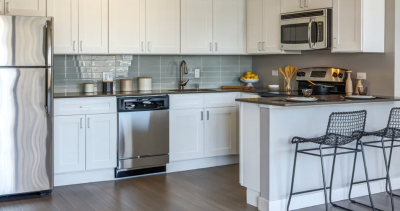 2589 N Clark St #2589NCLARK - Photo 2 of 5