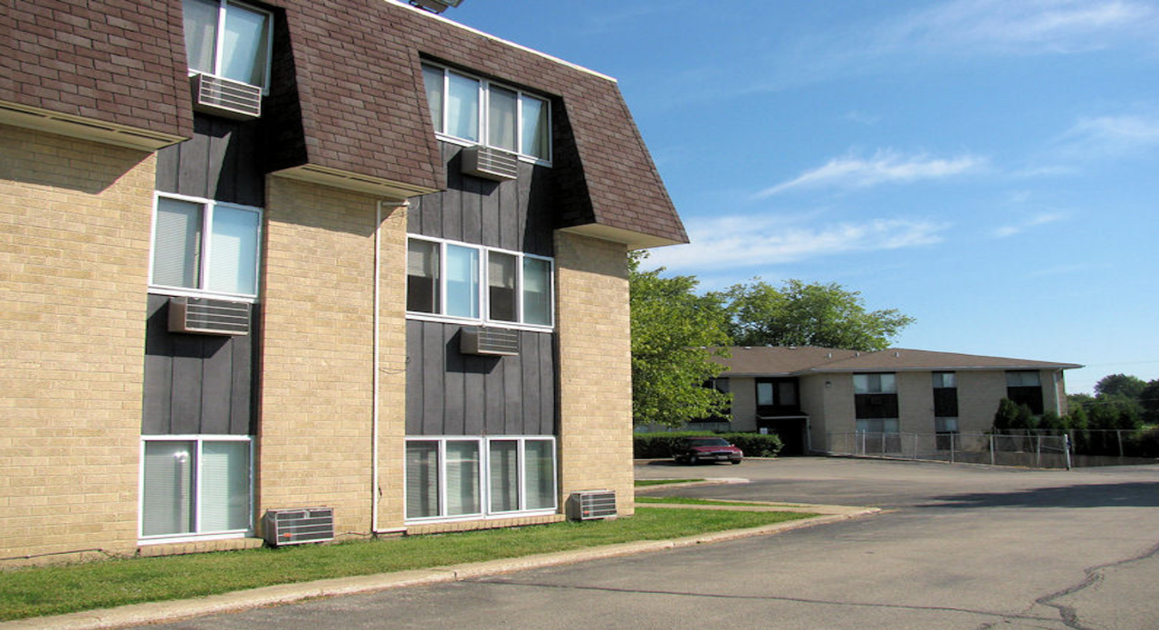 Hillcrest Place - Photo 6 of 42