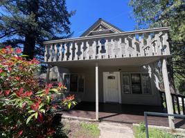 featured image of 862 Gold Flat Rd #1