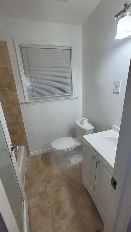 Halley Ter Se - Photo 2 of 14