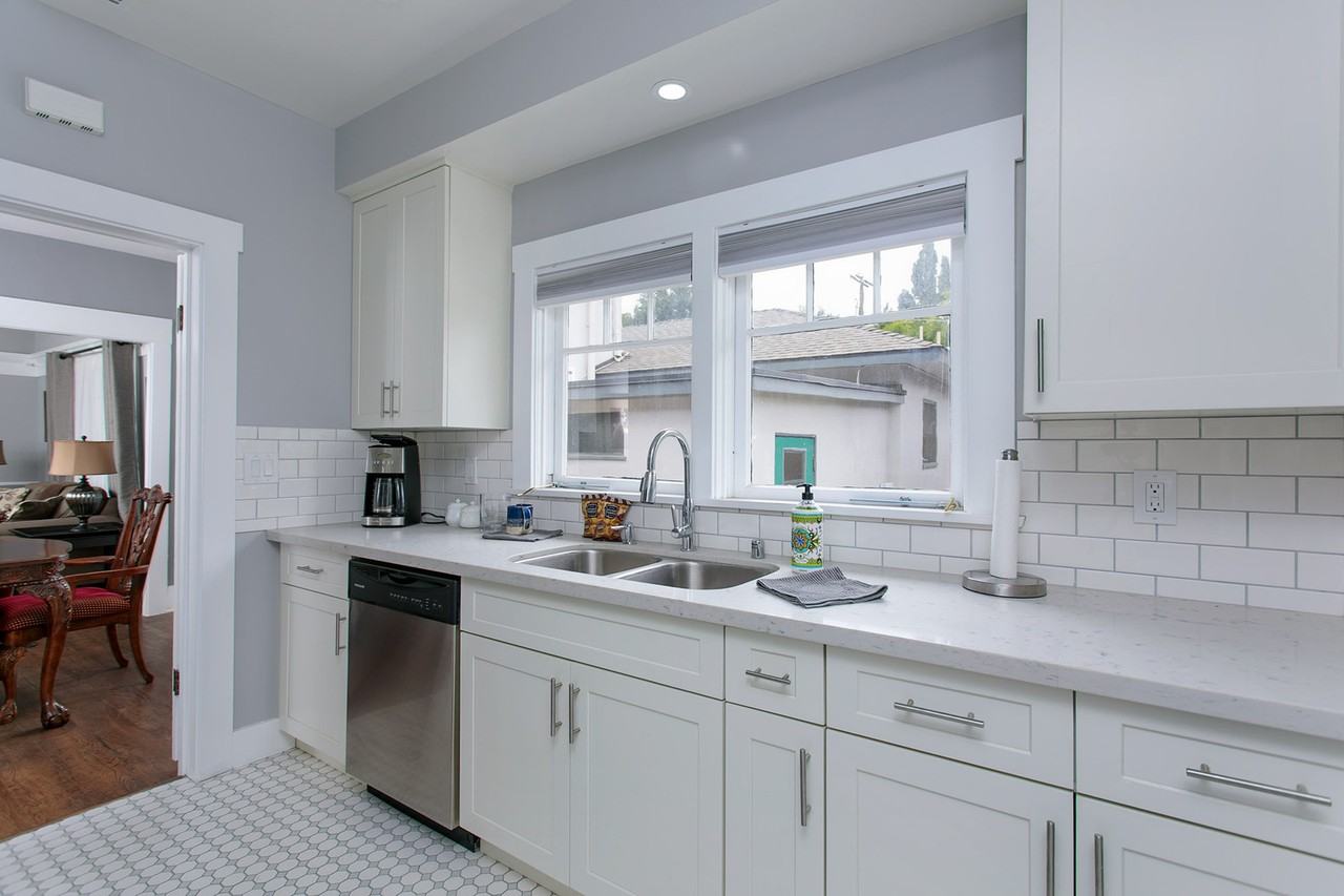 1990 E Villa St - Photo 7 of 29