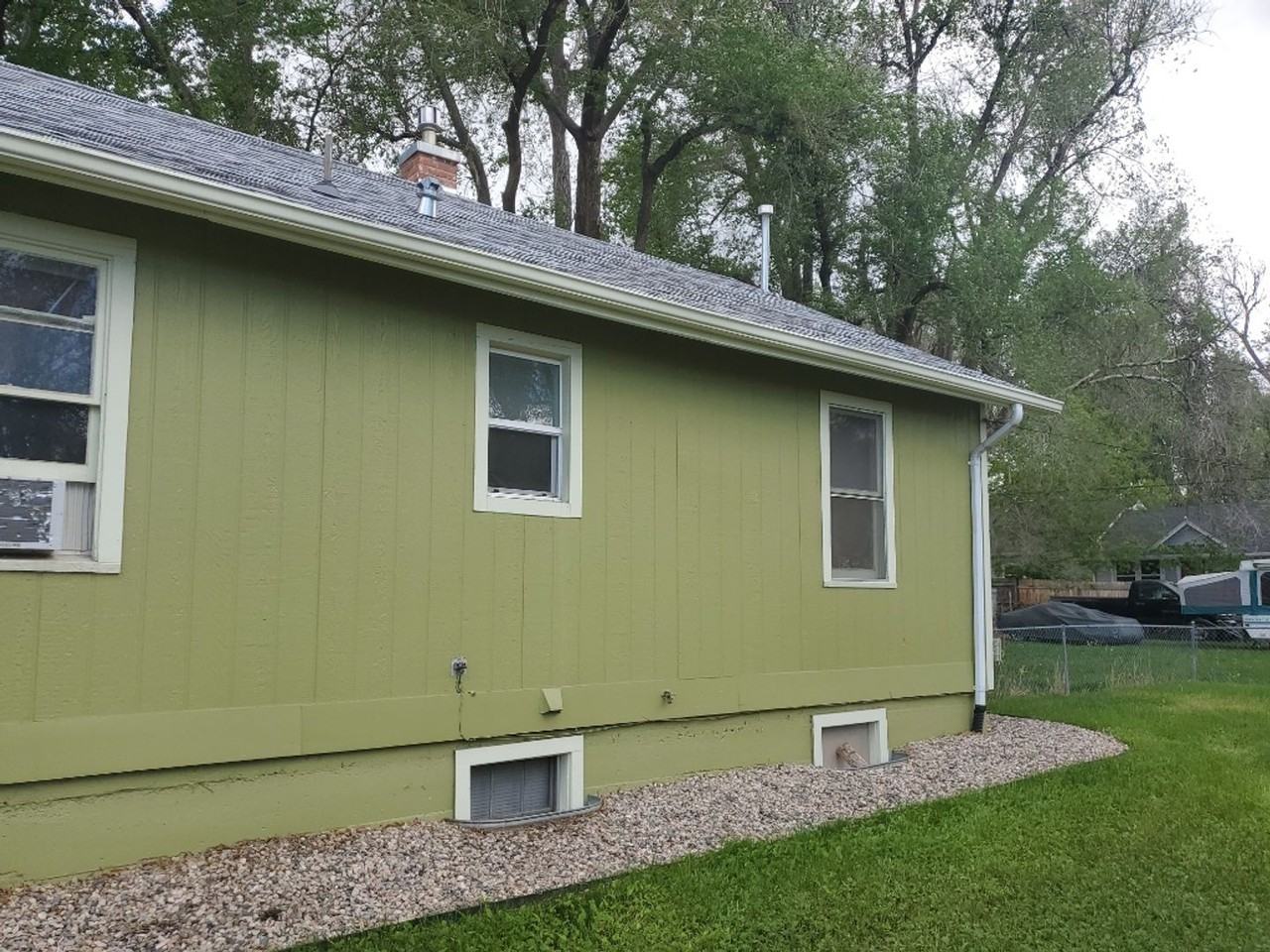 429 N Loomis Ave - Photo 3 of 33