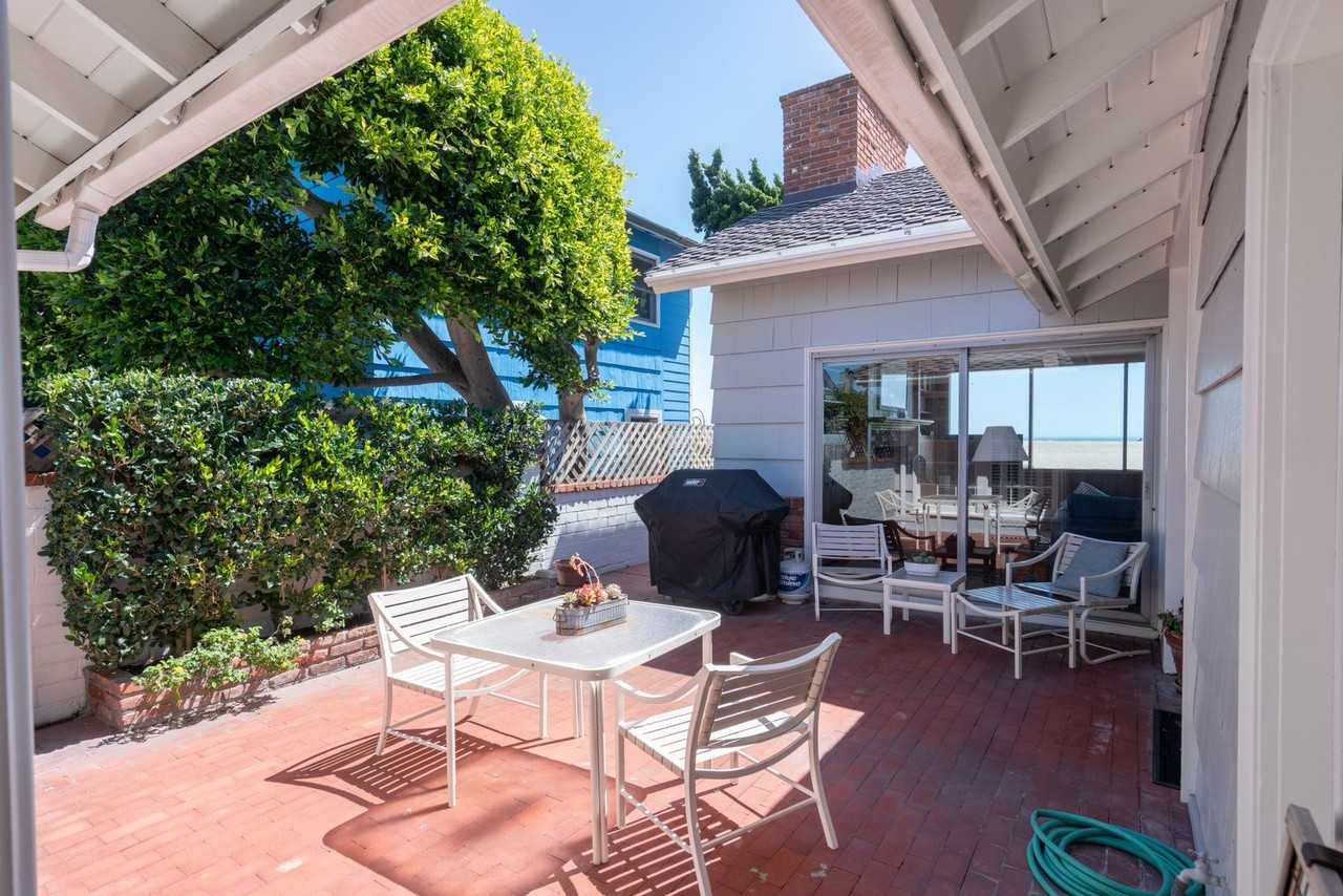 2124 E Oceanfront - Photo 6 of 35