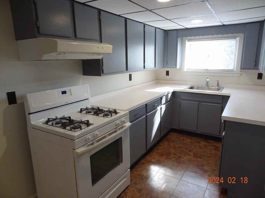 2 Hartford Ave S - Photo 2 of 12