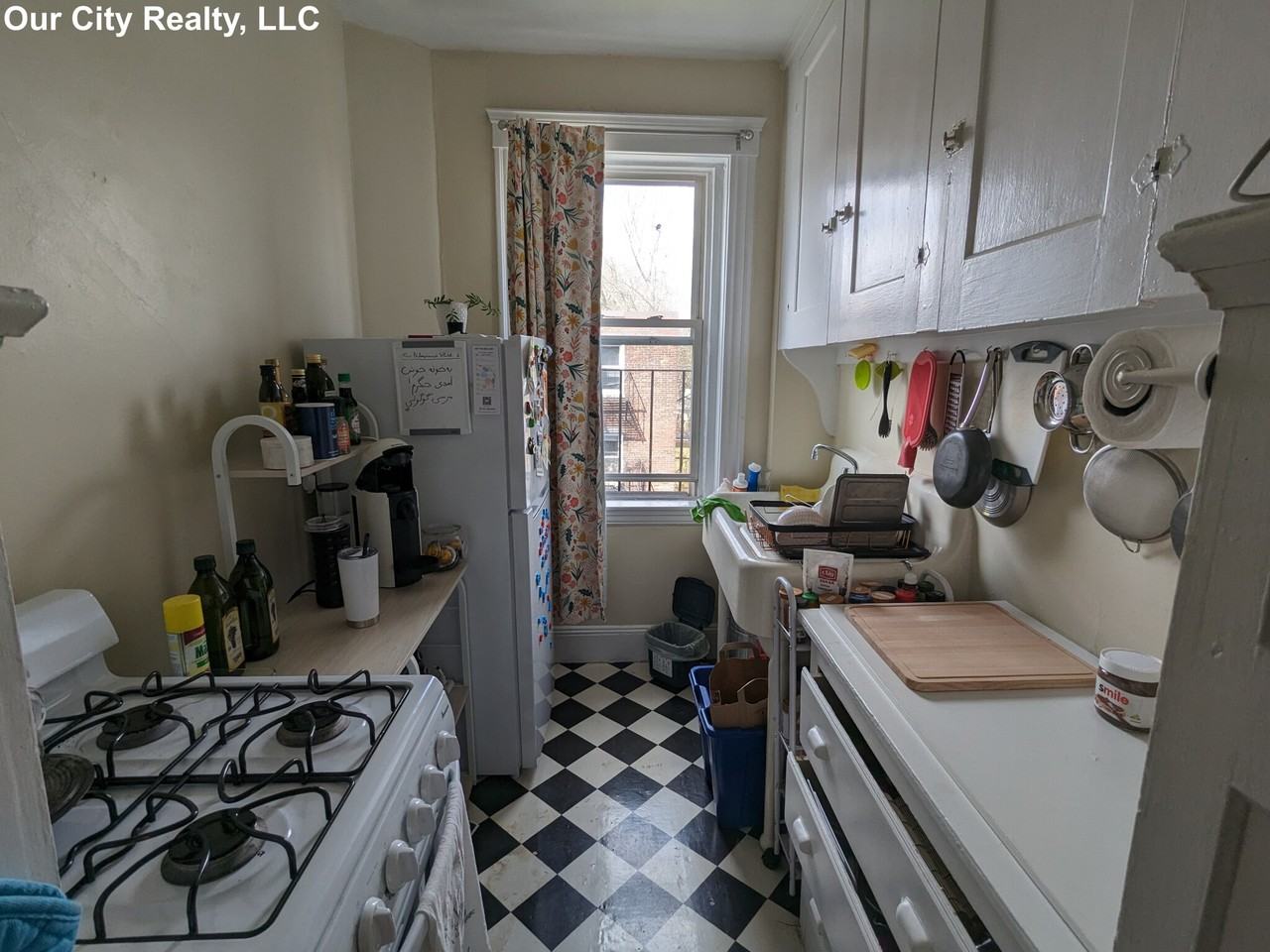 Linnaean St #18 - Photo 4 of 19