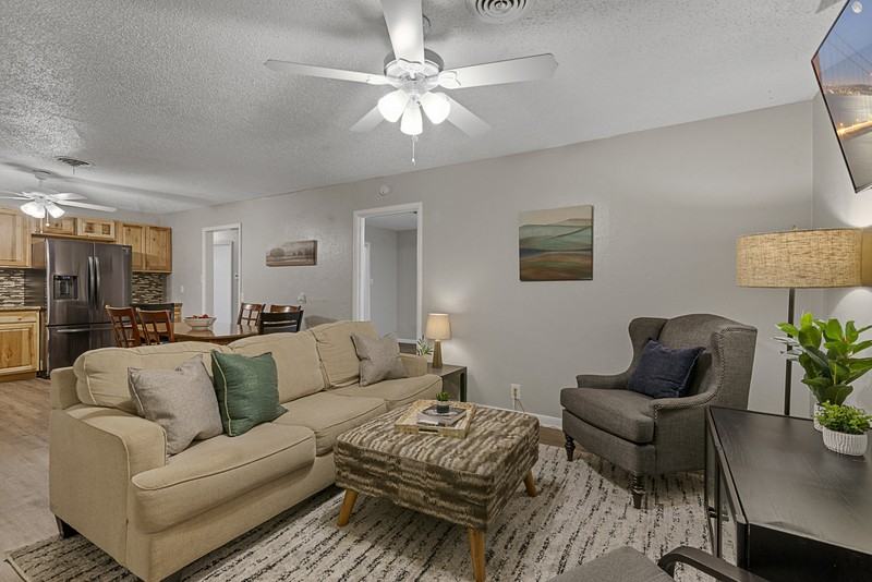 5101 Tourist Dr - Photo 3 of 11