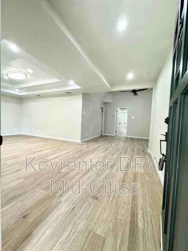 1014 E Grauwyler Rd - Photo 2 of 19