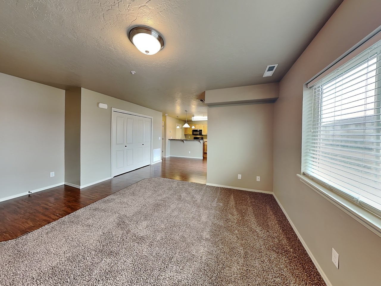 16536 N Profit Cir - Photo 3 of 22