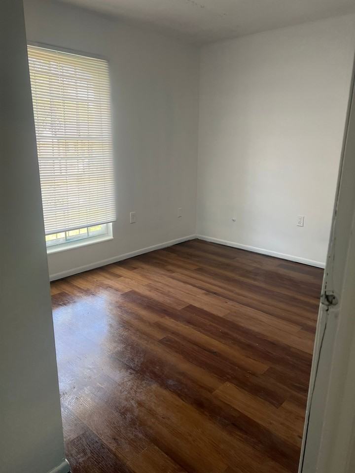 5150 Breckenwood Dr - Photo 5 of 10