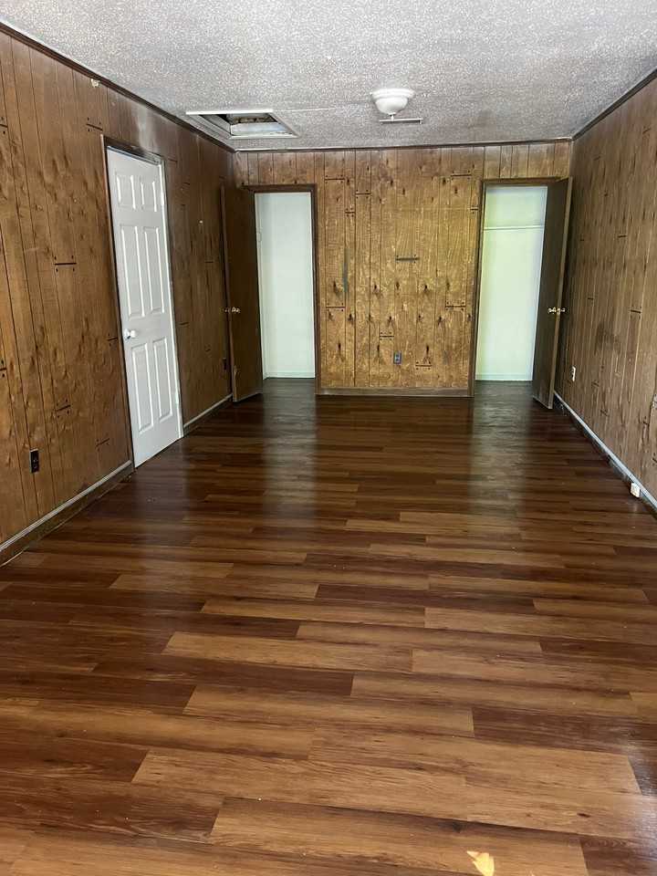 5150 Breckenwood Dr - Photo 6 of 10