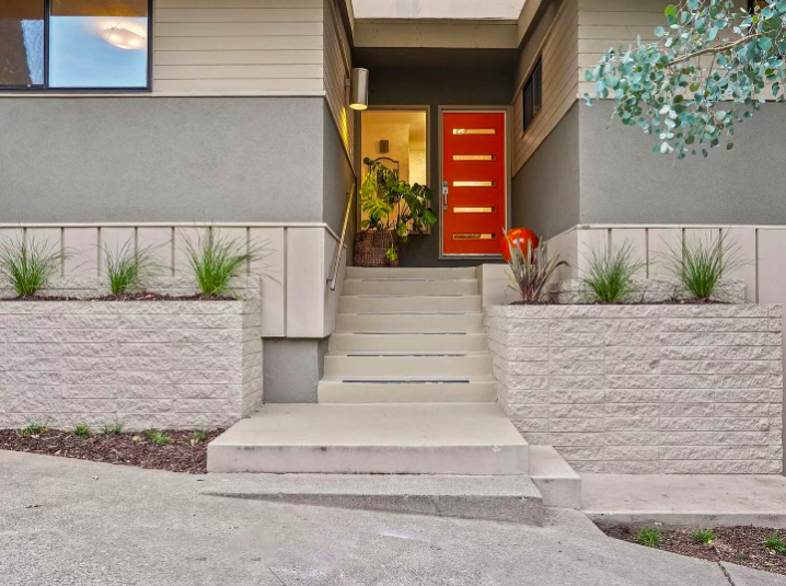 3937 Orangewood Dr - Photo 2 of 50