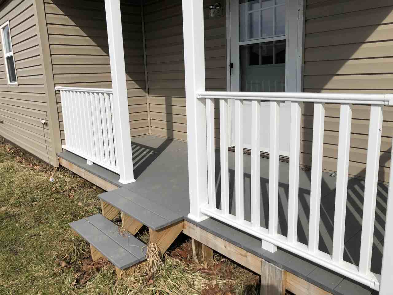 324 Leech Ave - Photo 2 of 10