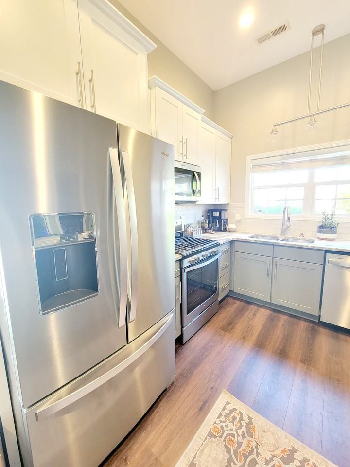 4640 Centrebrook Cir - Photo 4 of 29