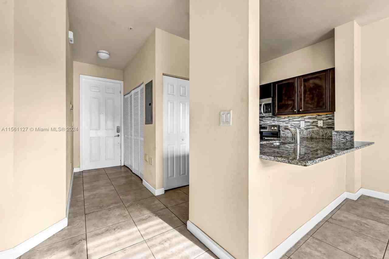 14817 Southwest 183rd Terrace - Photo 3 of 23