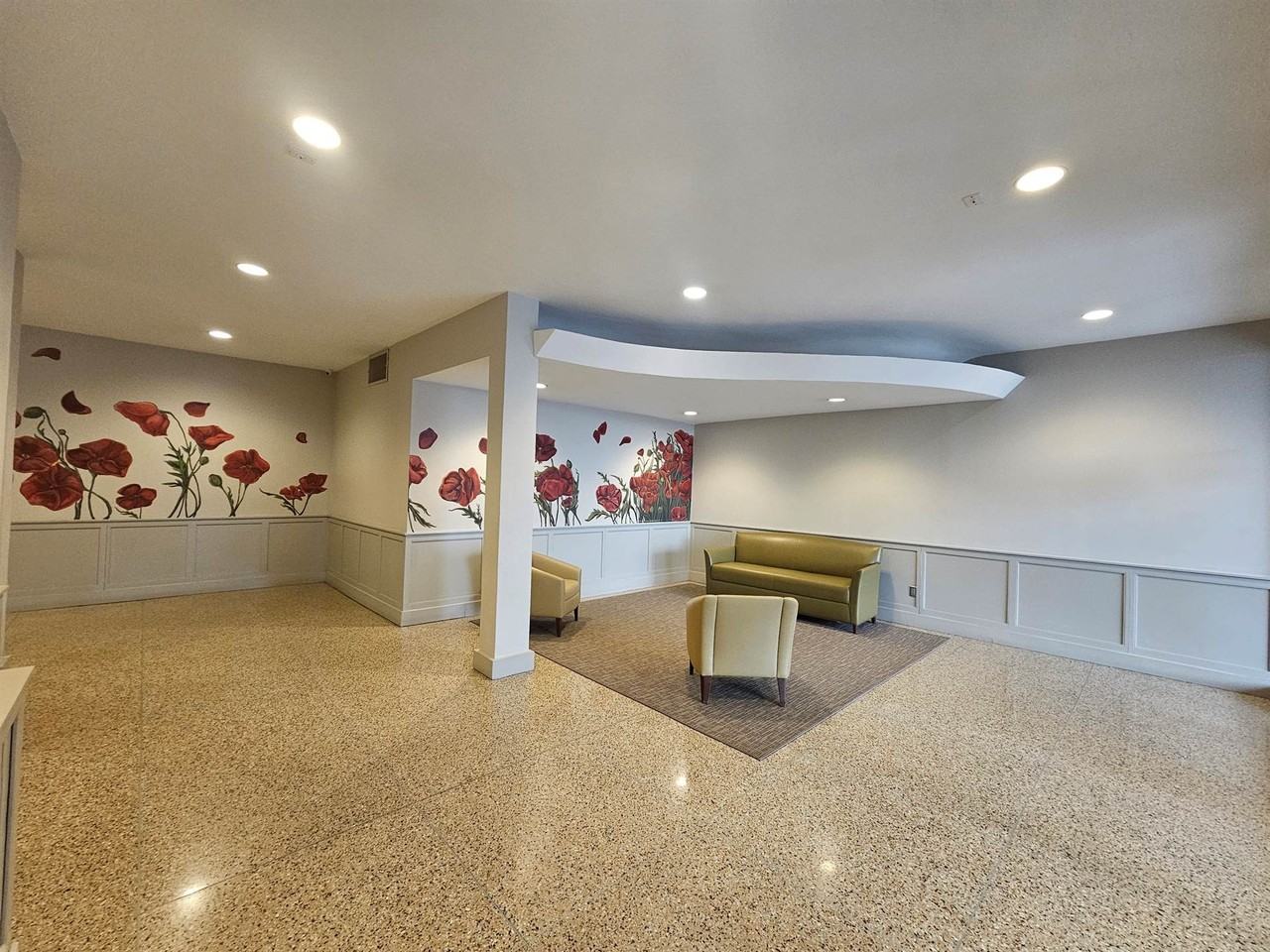 36 Hamilton Ave #1H - Photo 2 of 27