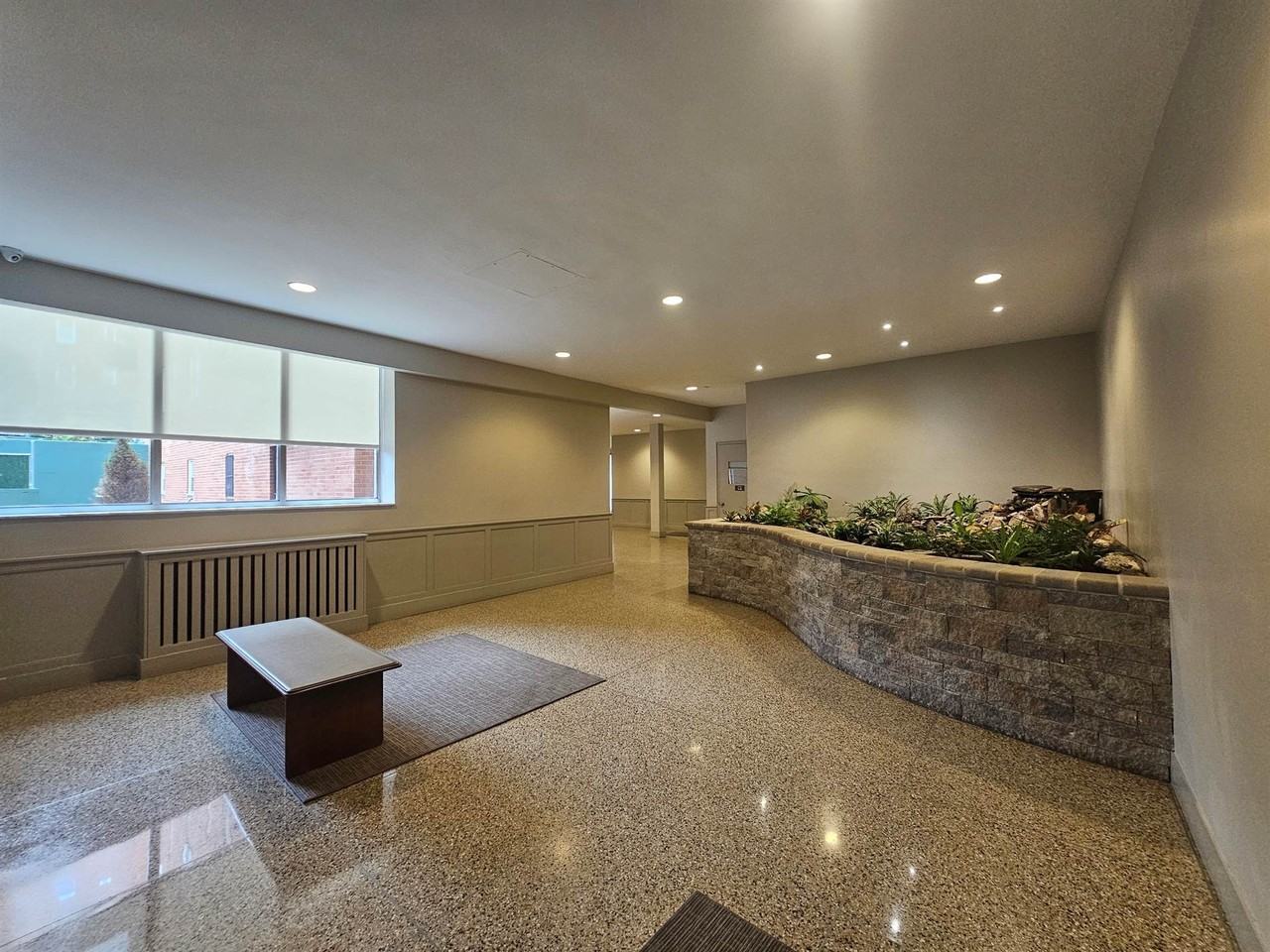 36 Hamilton Ave #1H - Photo 6 of 27