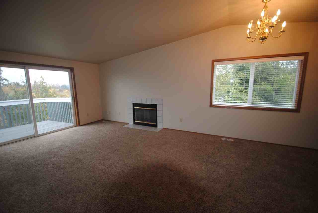 22429 16th Ave S - Photo 3 of 13