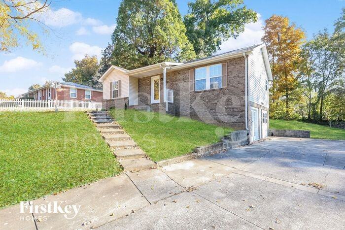 103 Meadowbrook Dr - Photo 2 of 15