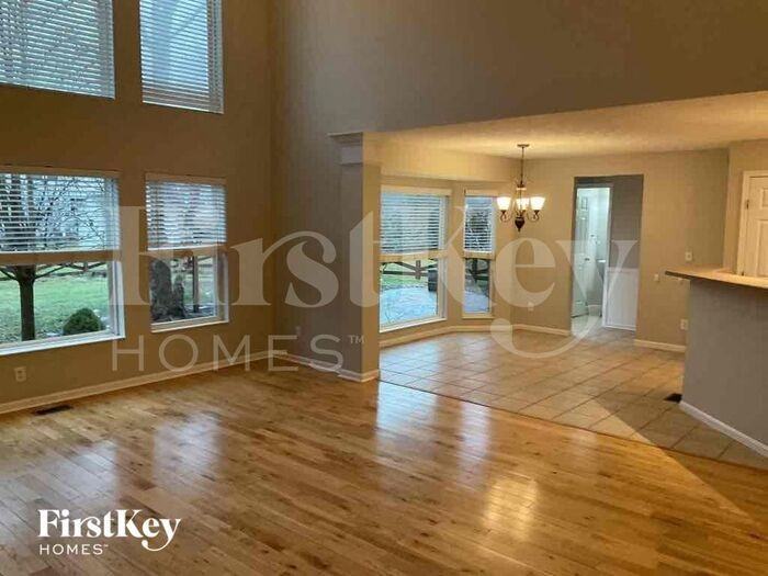 1211 Woodchase Trl - Photo 3 of 9