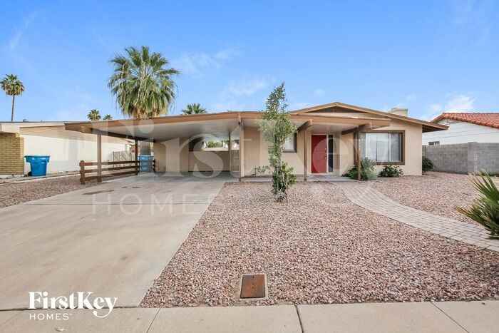 4237 W Brown St - Photo 2 of 15