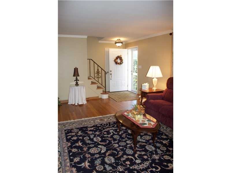 1932 S Clearview Rd - Photo 3 of 21