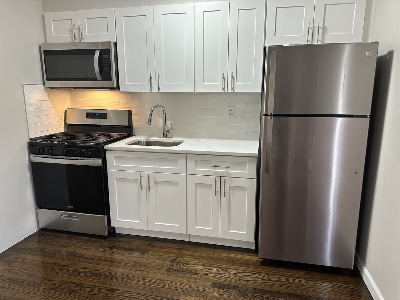 184 Fairview Avenue #A2 - Photo 6 of 20