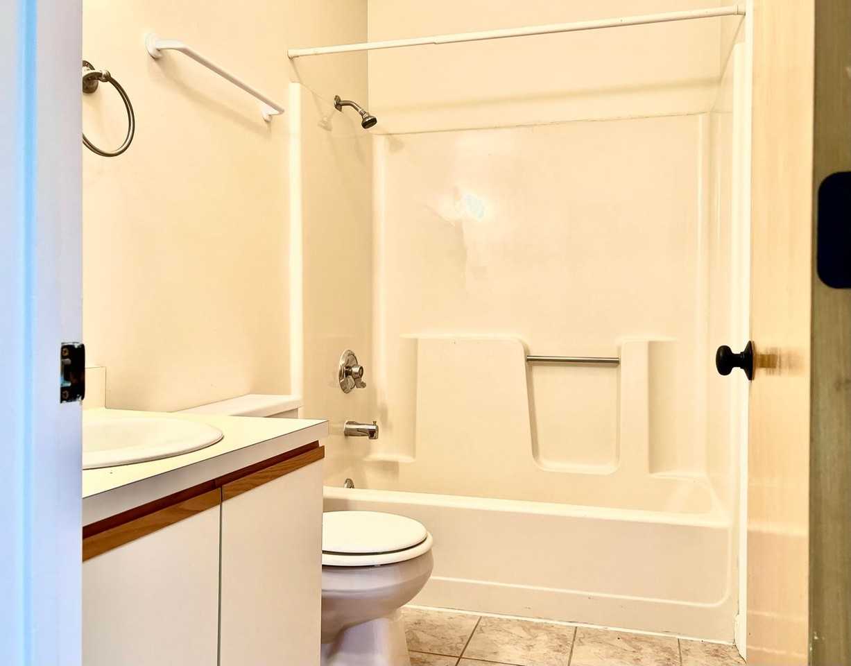 43 Marsten Ln - Photo 2 of 7