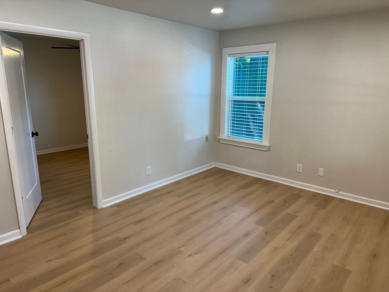 3632 Layton Ave - Photo 2 of 18