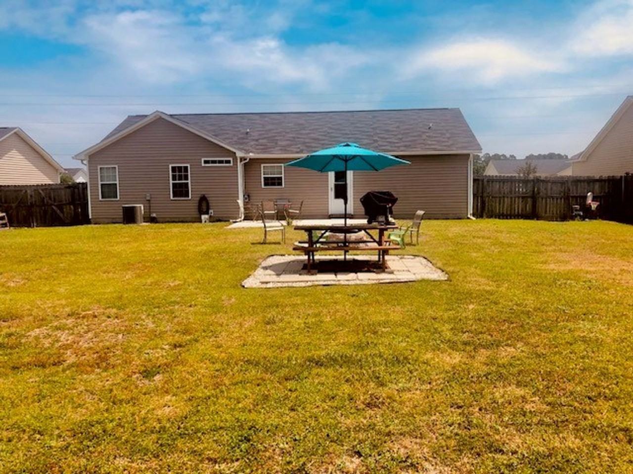 120 Eagle Ridge Dr - Photo 3 of 38