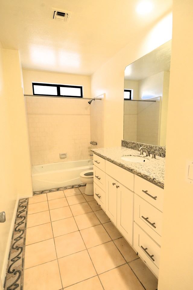 5426 Mariposa Avenue - Photo 6 of 13
