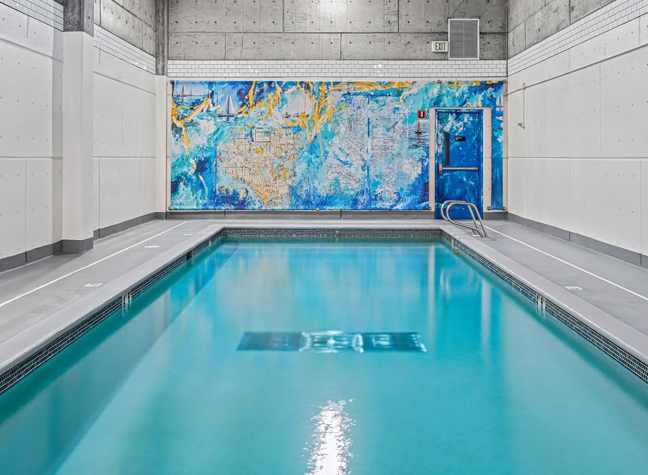 AMLI Bellevue Park - Photo 4 of 50