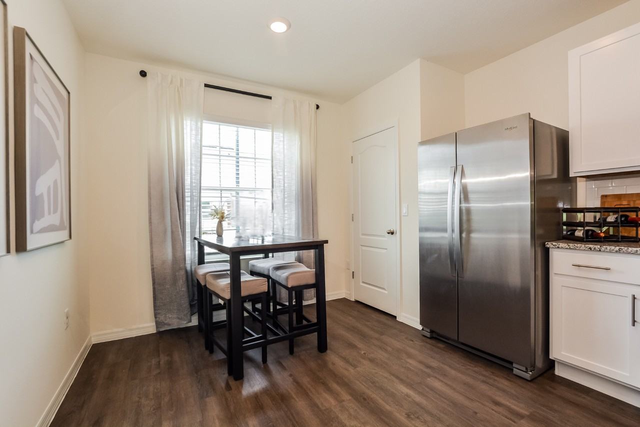 120 Ormond Grande Blvd - Photo 3 of 36