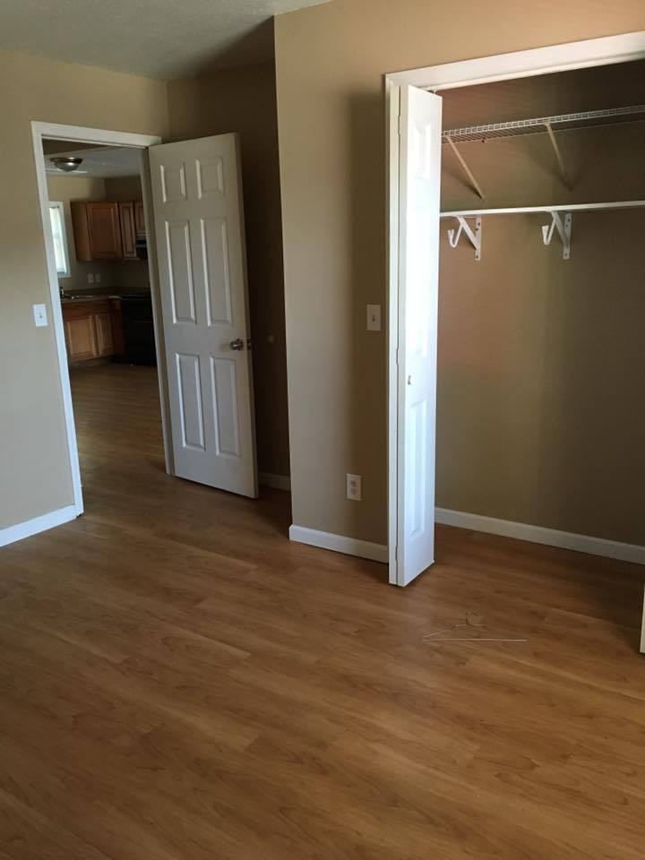 Brentwood Pointe Apartments - Photo 2 of 35