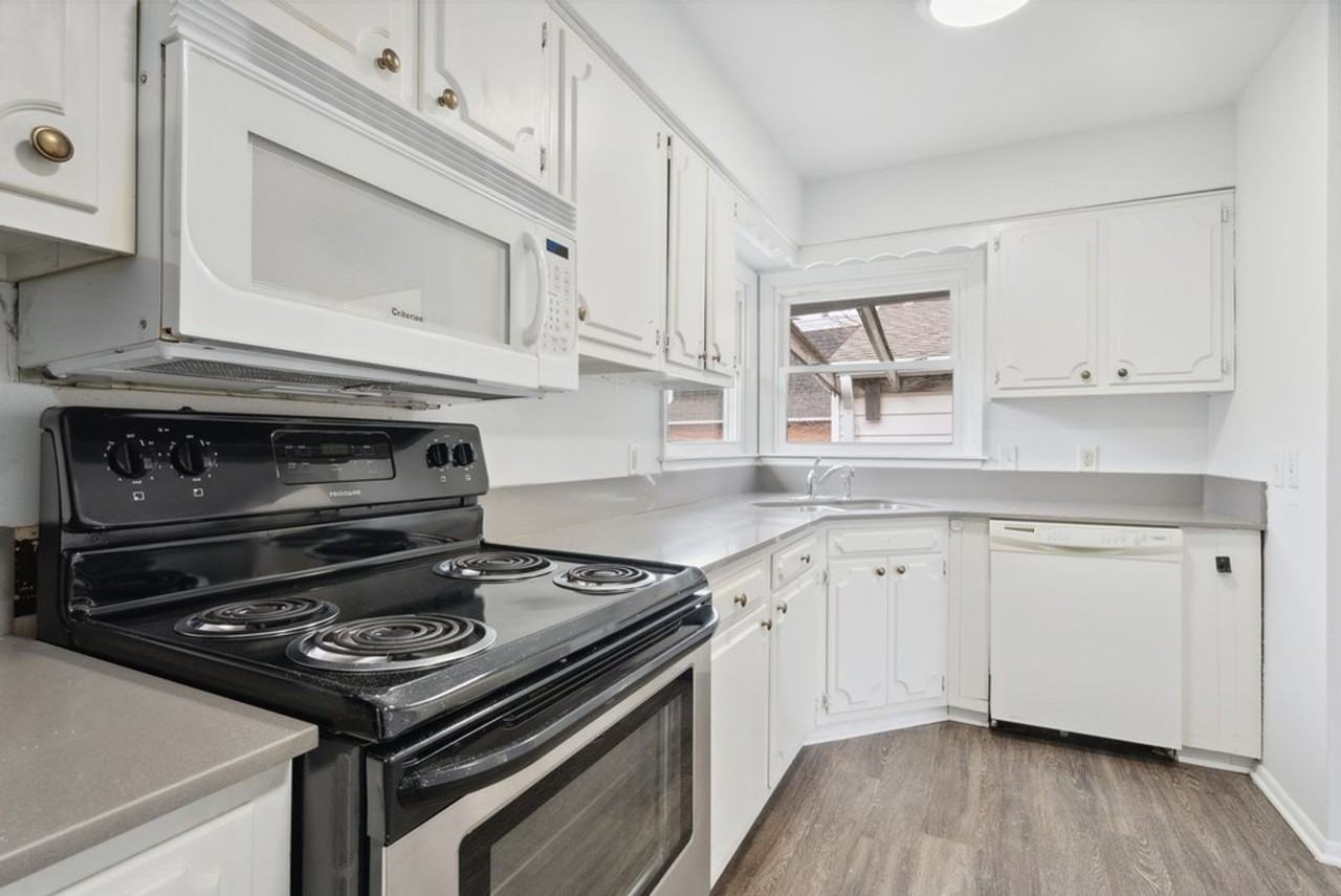 2011 Waterloo Rd - Photo 2 of 19