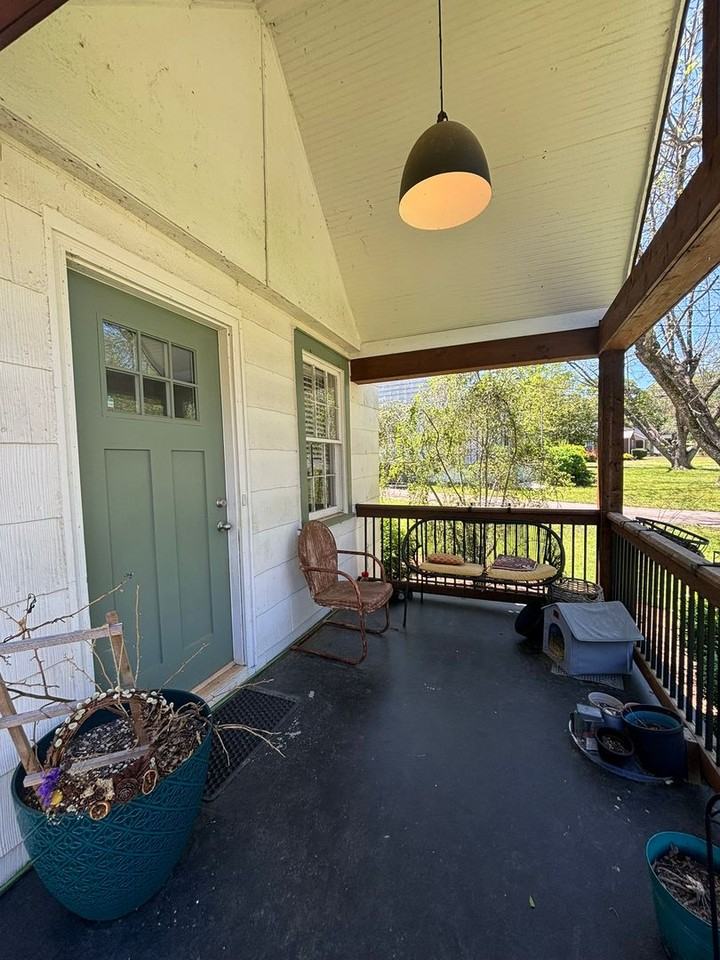 Sunset 135 & 133 - Photo 2 of 41