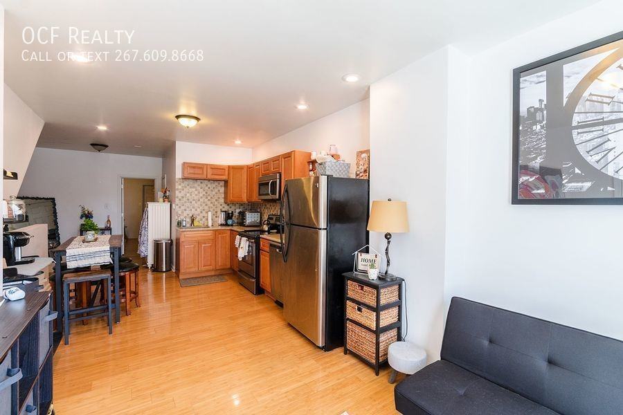 1613 Ellsworth St #1 - Photo 3 of 16