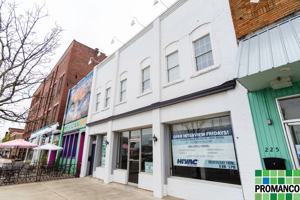 featured image of 223 1/2 2nd St