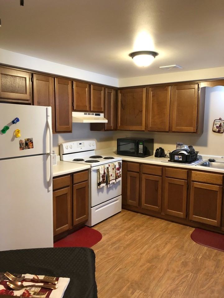 Orchard Court Apartments - Photo 2 of 14