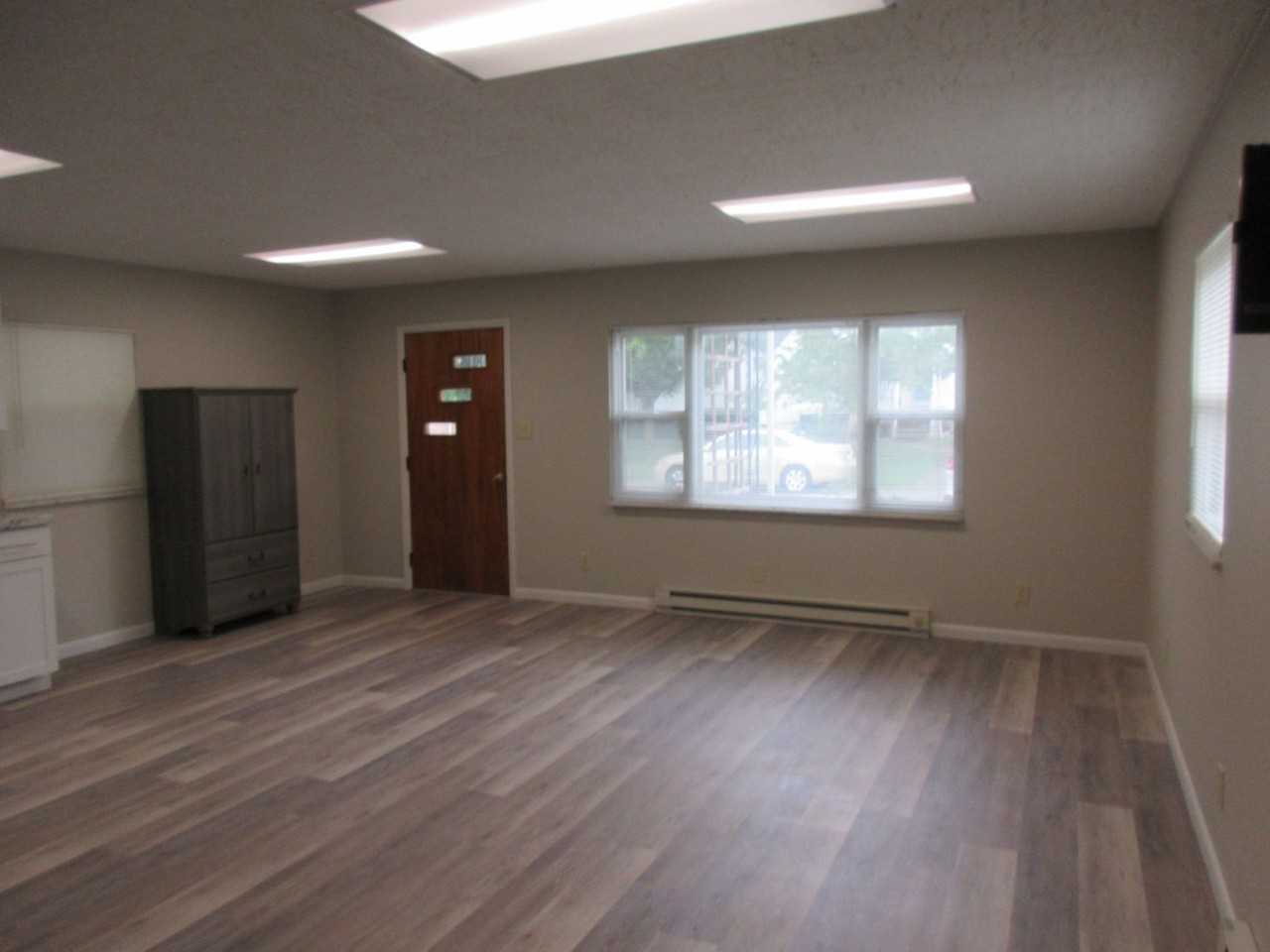 3414 Elm Street - Photo 2 of 10