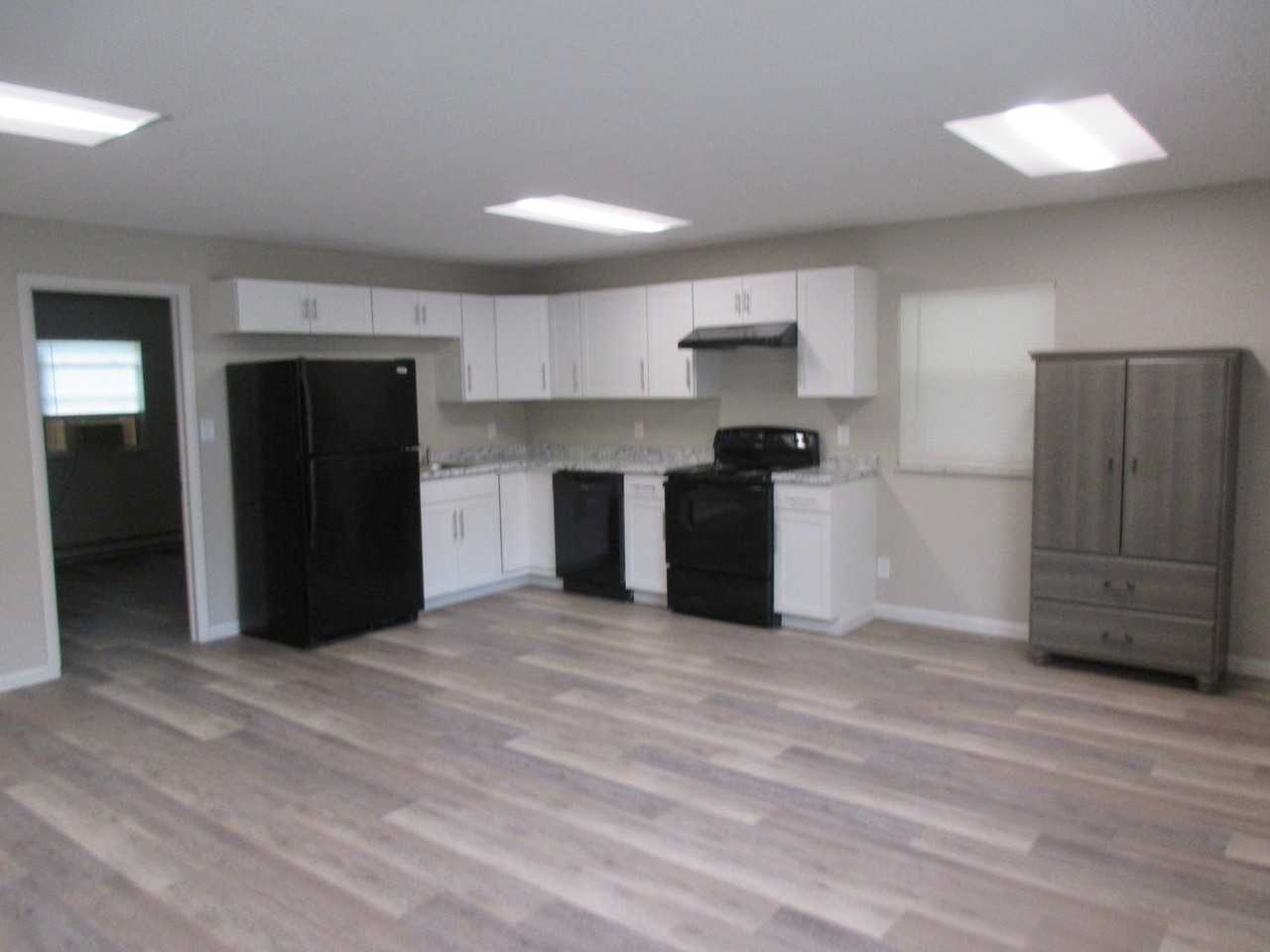 3414 Elm Street - Photo 3 of 10