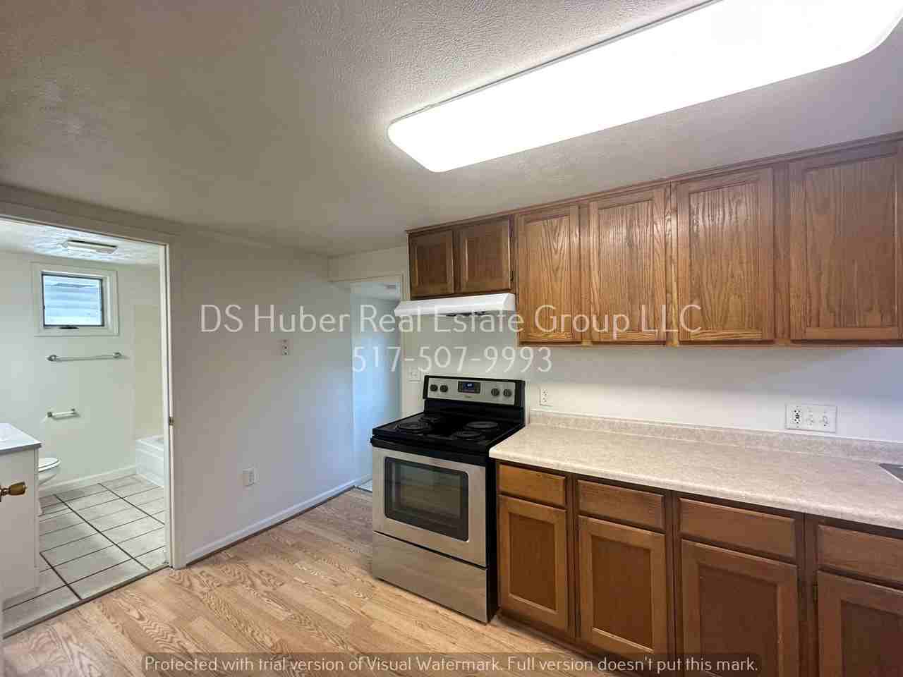 816 Comfort St - Photo 3 of 15