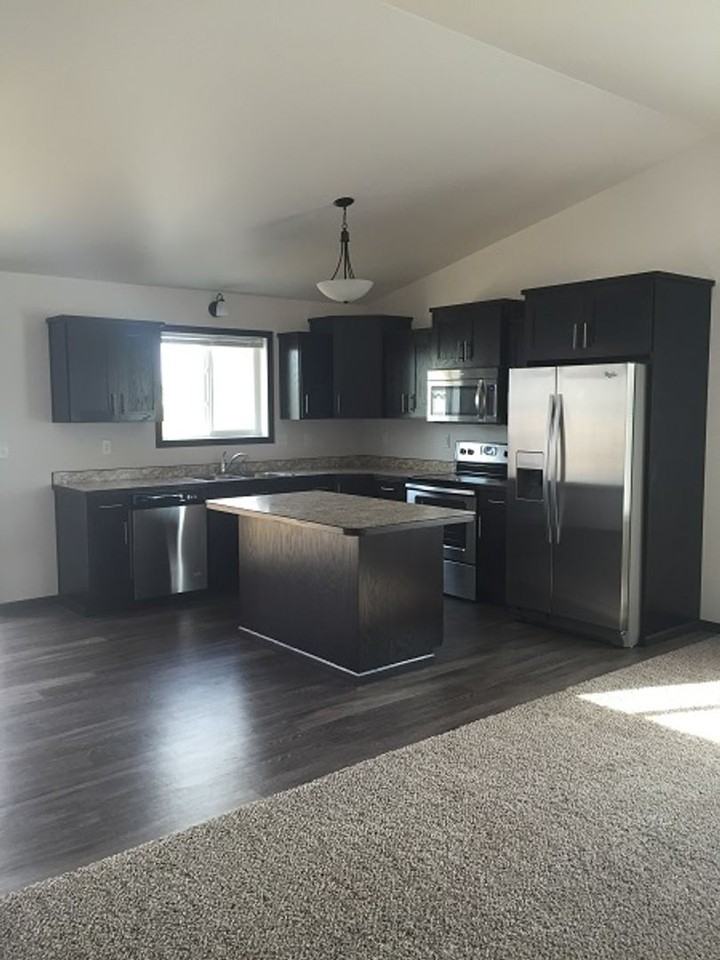 1369 Goldenwood Dr - Photo 6 of 10
