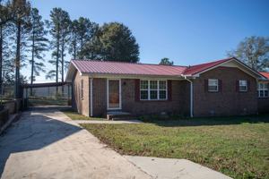 featured image of 812 Mark St Sw