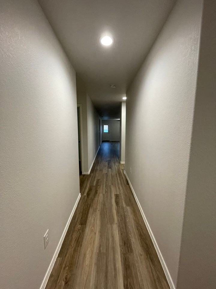 826 Faison Ct - Photo 5 of 24