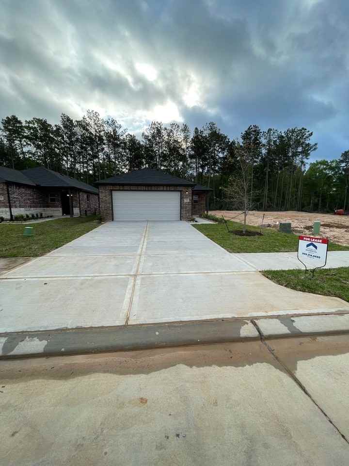 731 Long Cedar Dr - Photo 4 of 22