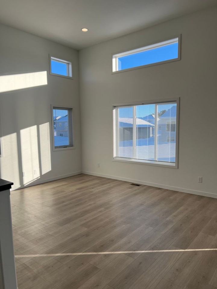 6750 71st Ave S - Photo 3 of 11