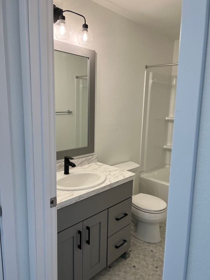 6750 71st Ave S - Photo 4 of 11