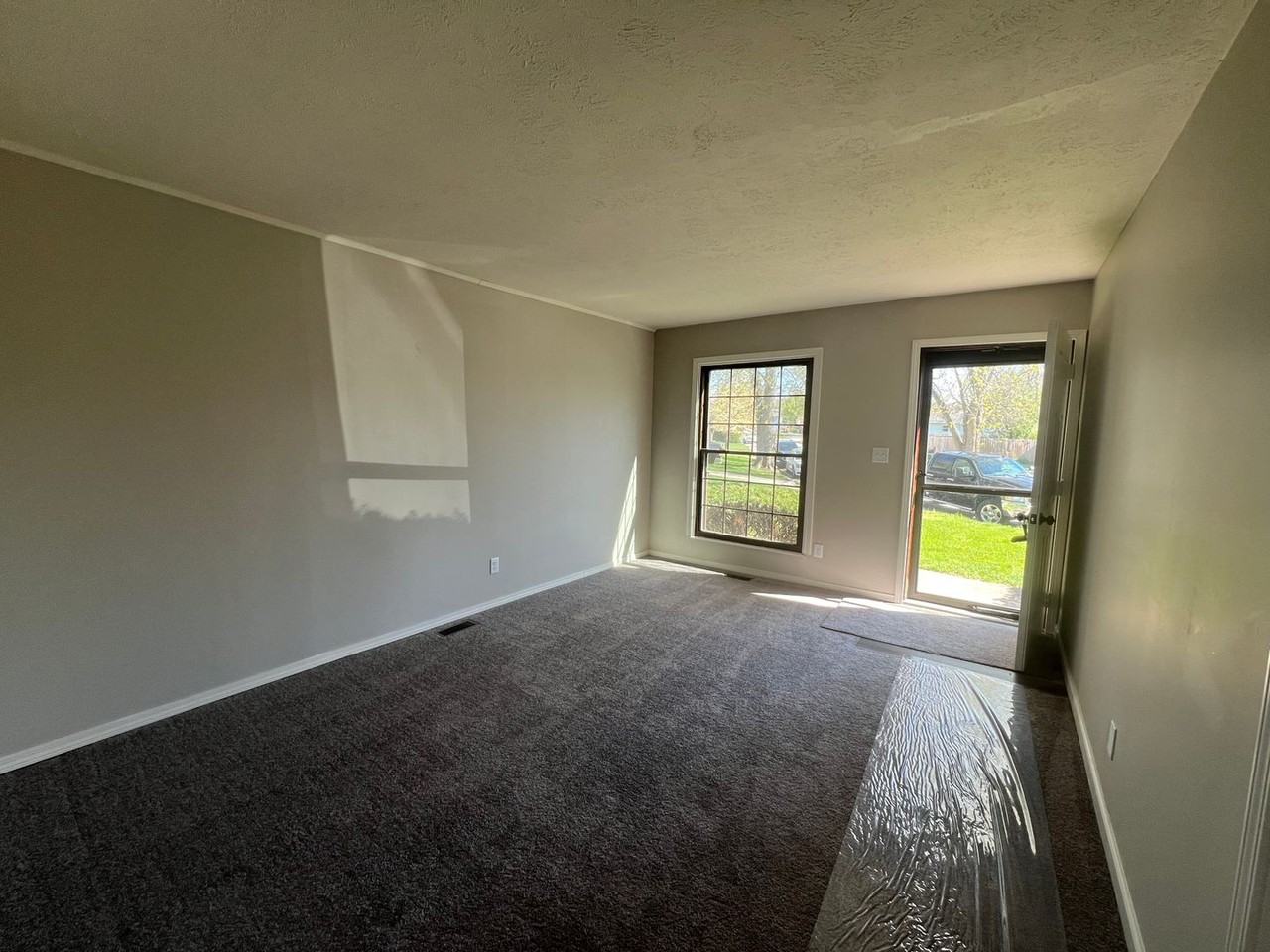 308 Bonair Dr - Photo 2 of 10